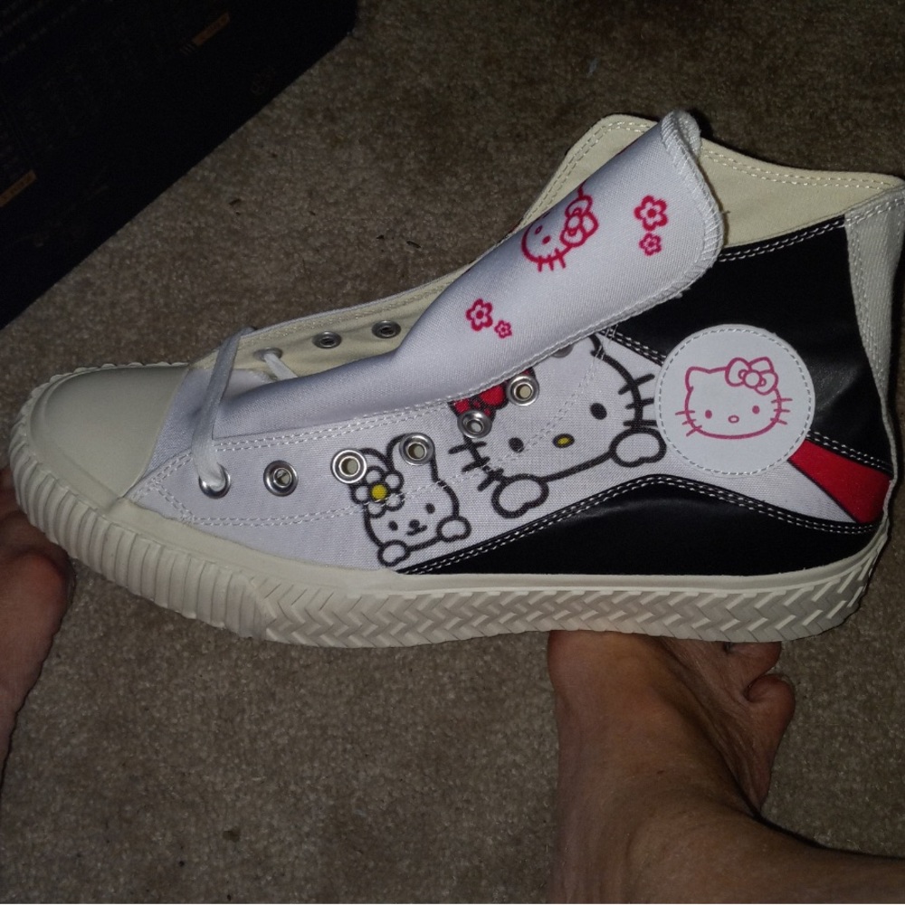 (READ DESC) Custom Hello Kitty sneakers